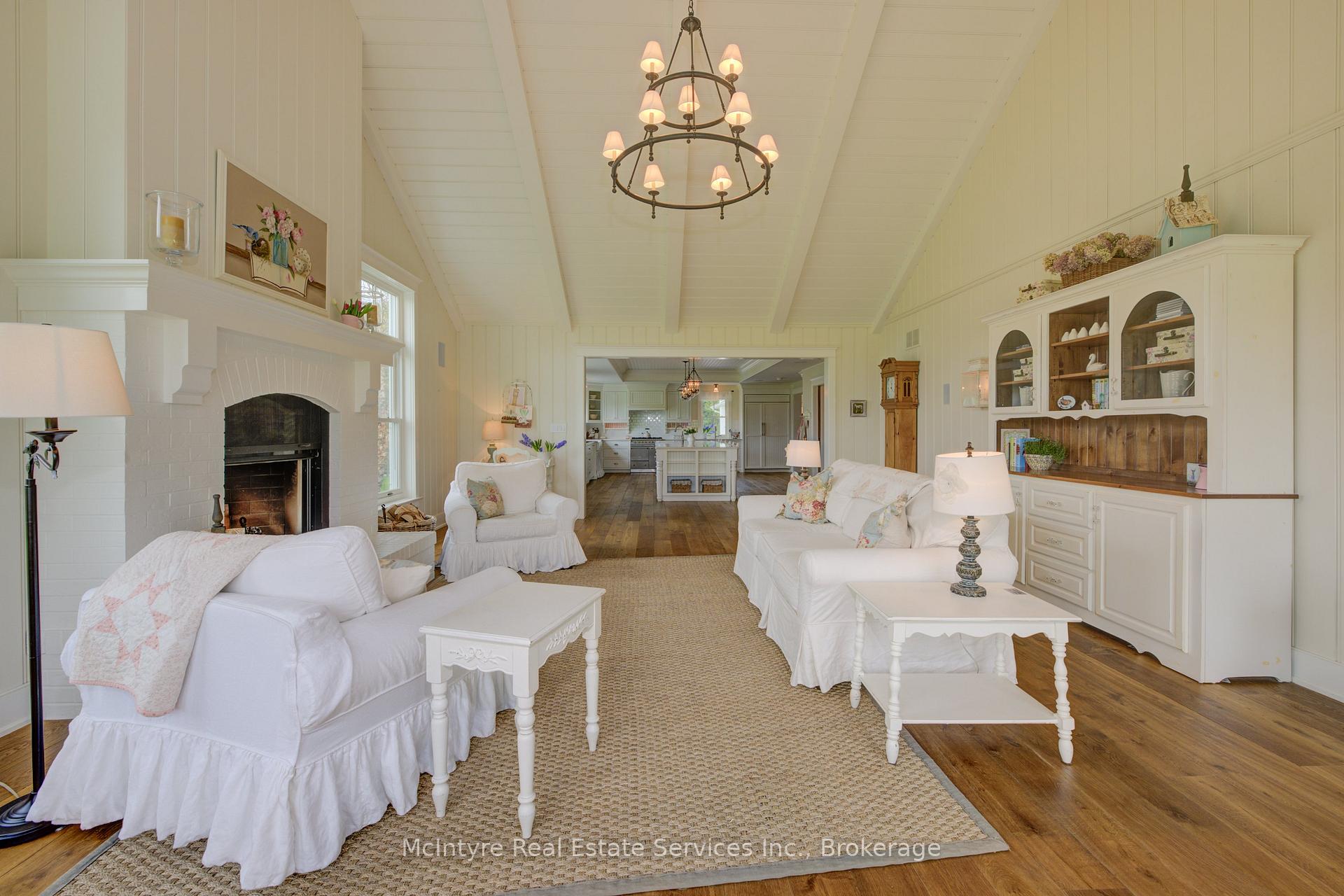 Photo 5 of 234 14th Concession E, Hamilton, Rural Flamborough — HOMEH