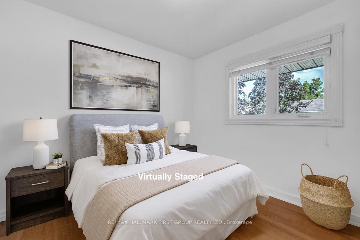 Photo 10 of 13 Elgin Street, Ajax, Central — HOMEH