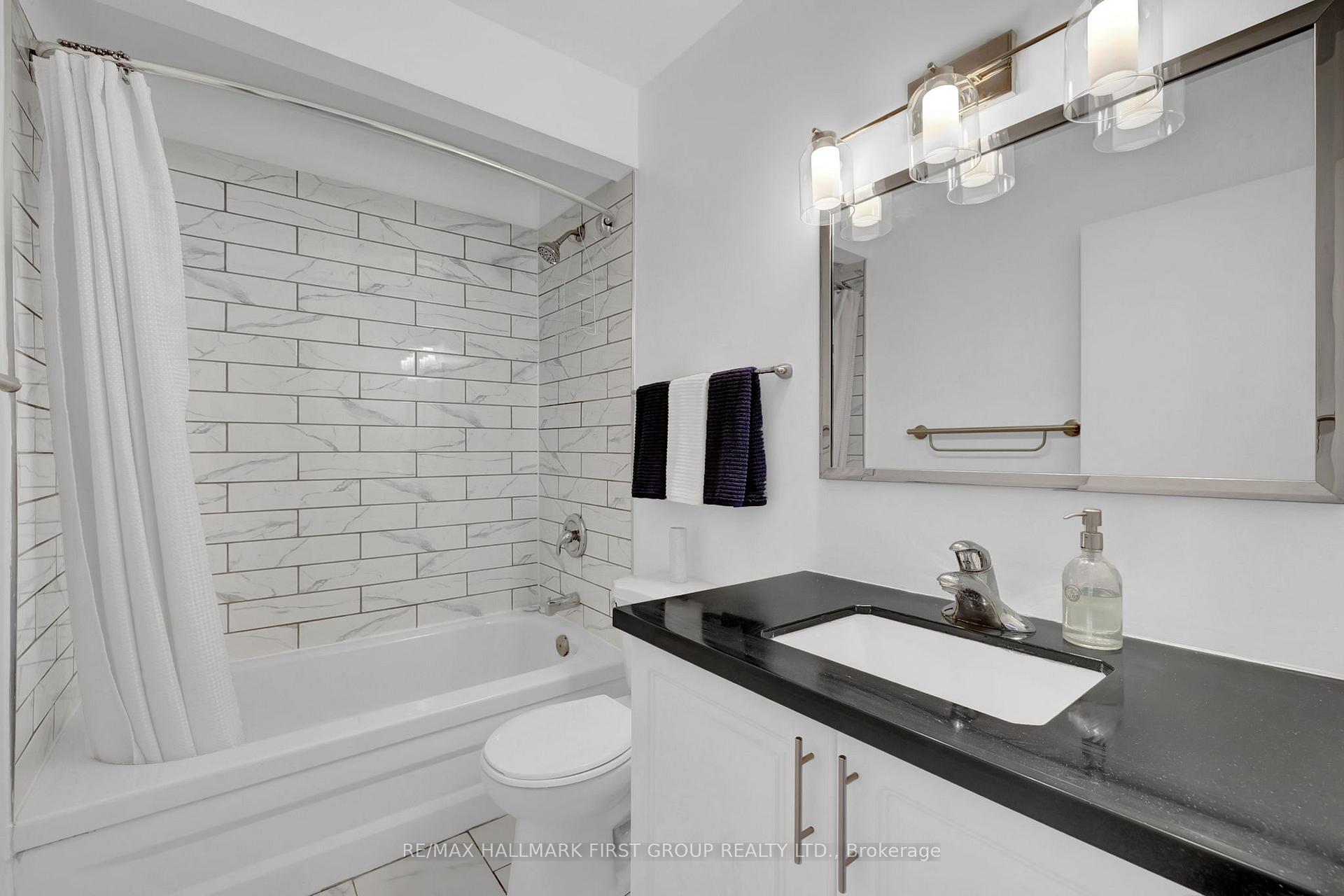 Photo 13 of 13 Elgin Street, Ajax, Central — HOMEH