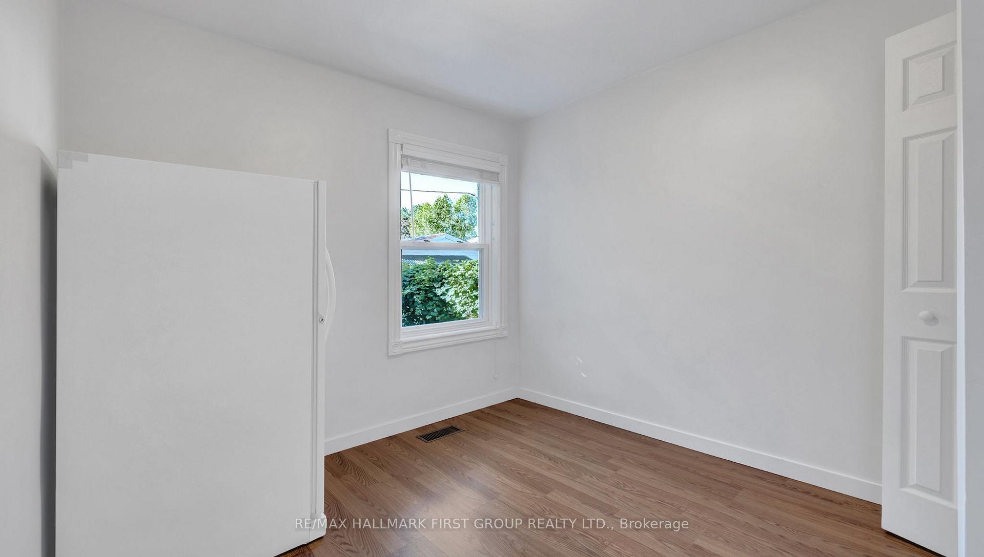 Photo 21 of 13 Elgin Street, Ajax, Central — HOMEH