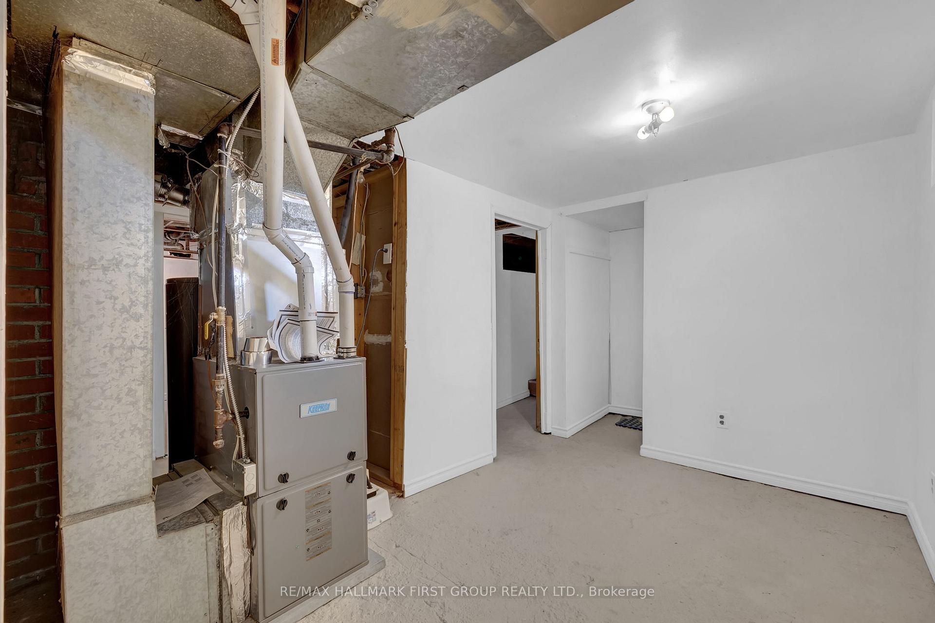 Photo 19 of 13 Elgin Street, Ajax, Central — HOMEH
