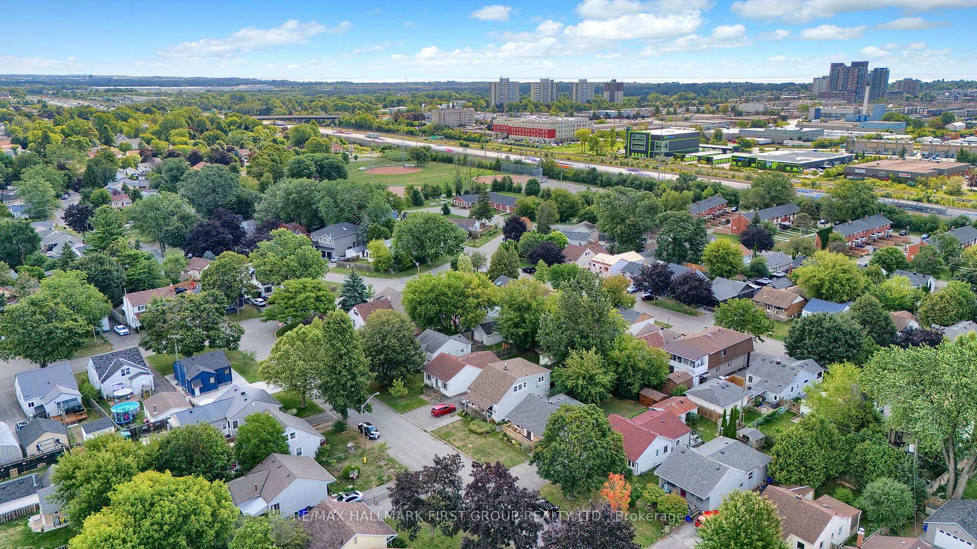 Photo 29 of 13 Elgin Street, Ajax, Central — HOMEH