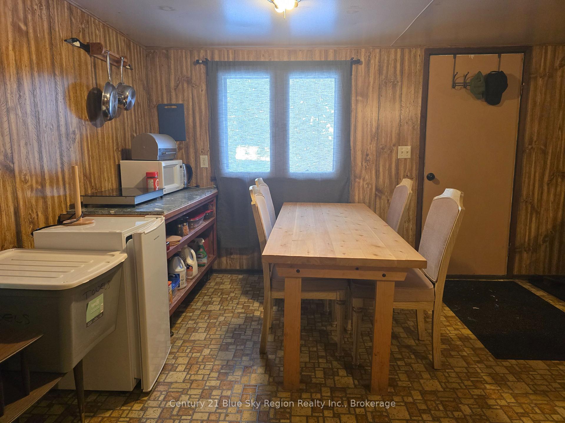 Photo 13 of 1866 Highway 124, Magnetawan — HOMEH
