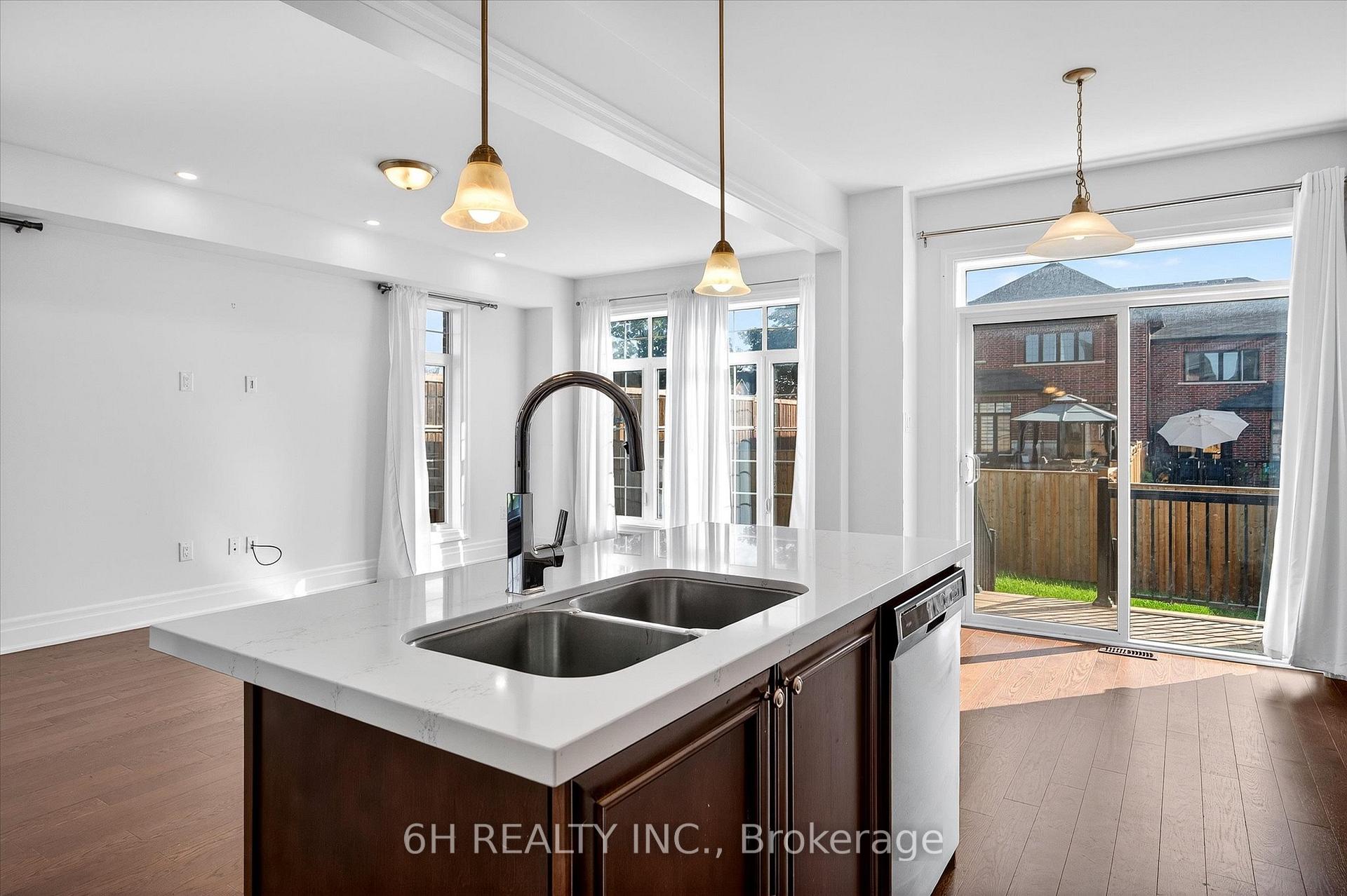 Photo 4 of 14 Fernridge Heights, Cavan Monaghan, Cavan Twp — HOMEH