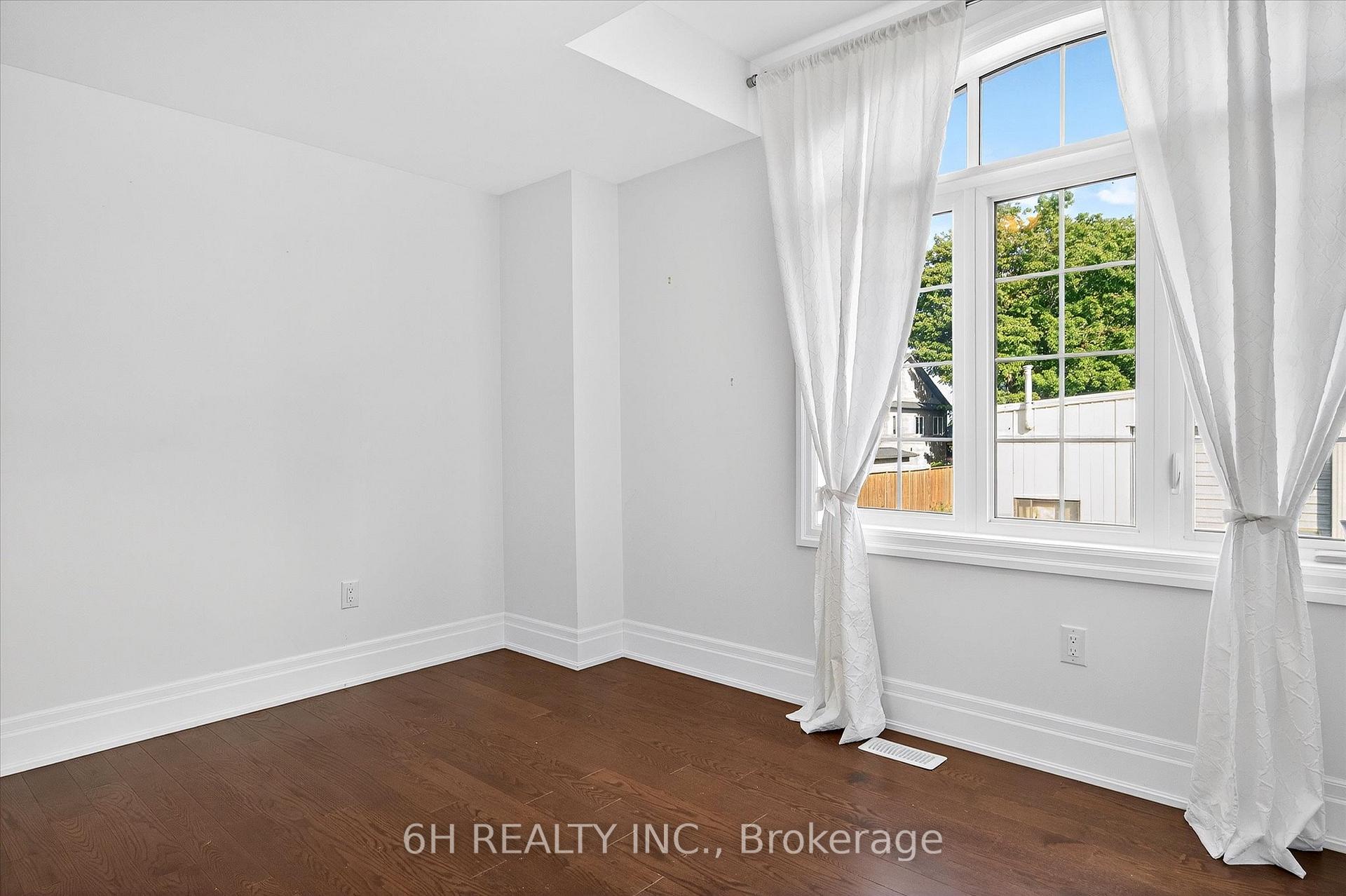 Photo 34 of 14 Fernridge Heights, Cavan Monaghan, Cavan Twp — HOMEH