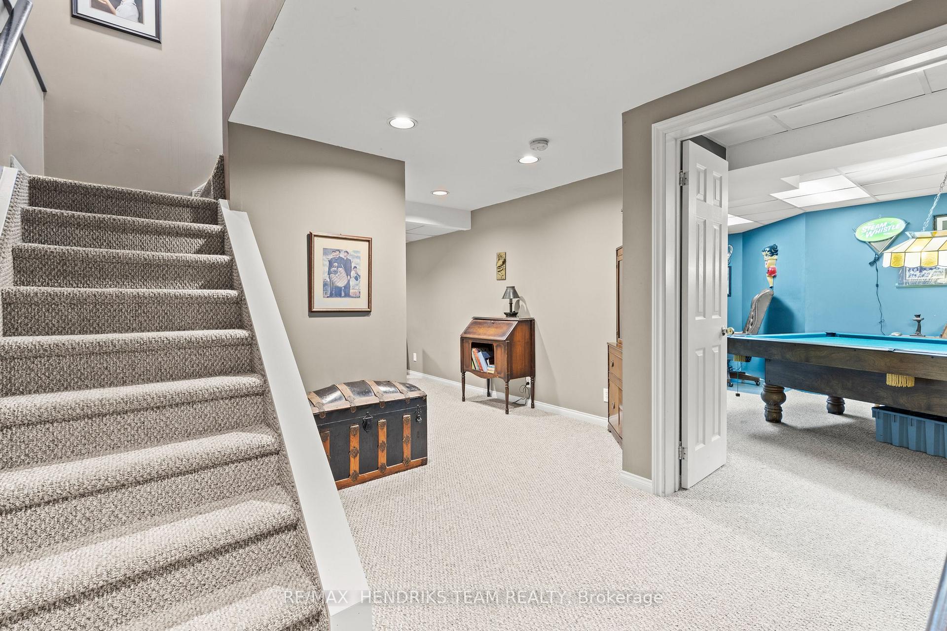 Photo 37 of 19 Dunbar Crescent, St. Catharines, Grapeview — HOMEH