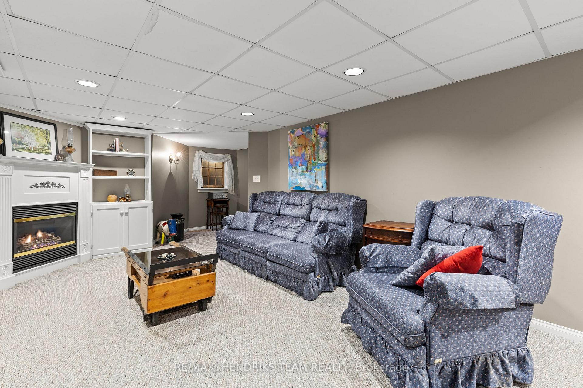 Photo 38 of 19 Dunbar Crescent, St. Catharines, Grapeview — HOMEH