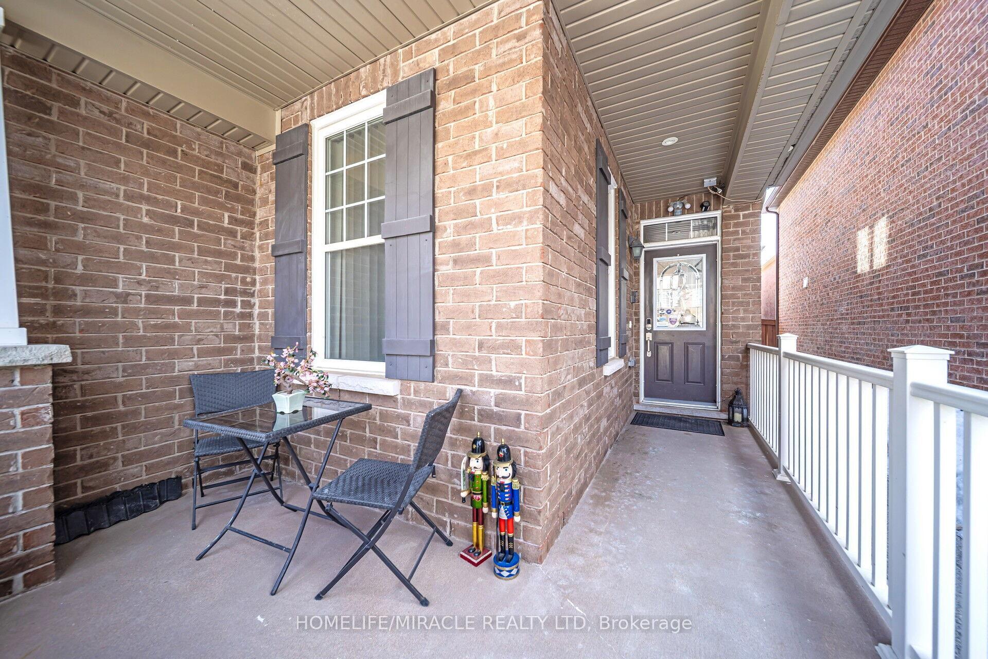 Photo 4 of 69 Agricola Road, Brampton, Northwest Brampton — HOMEH