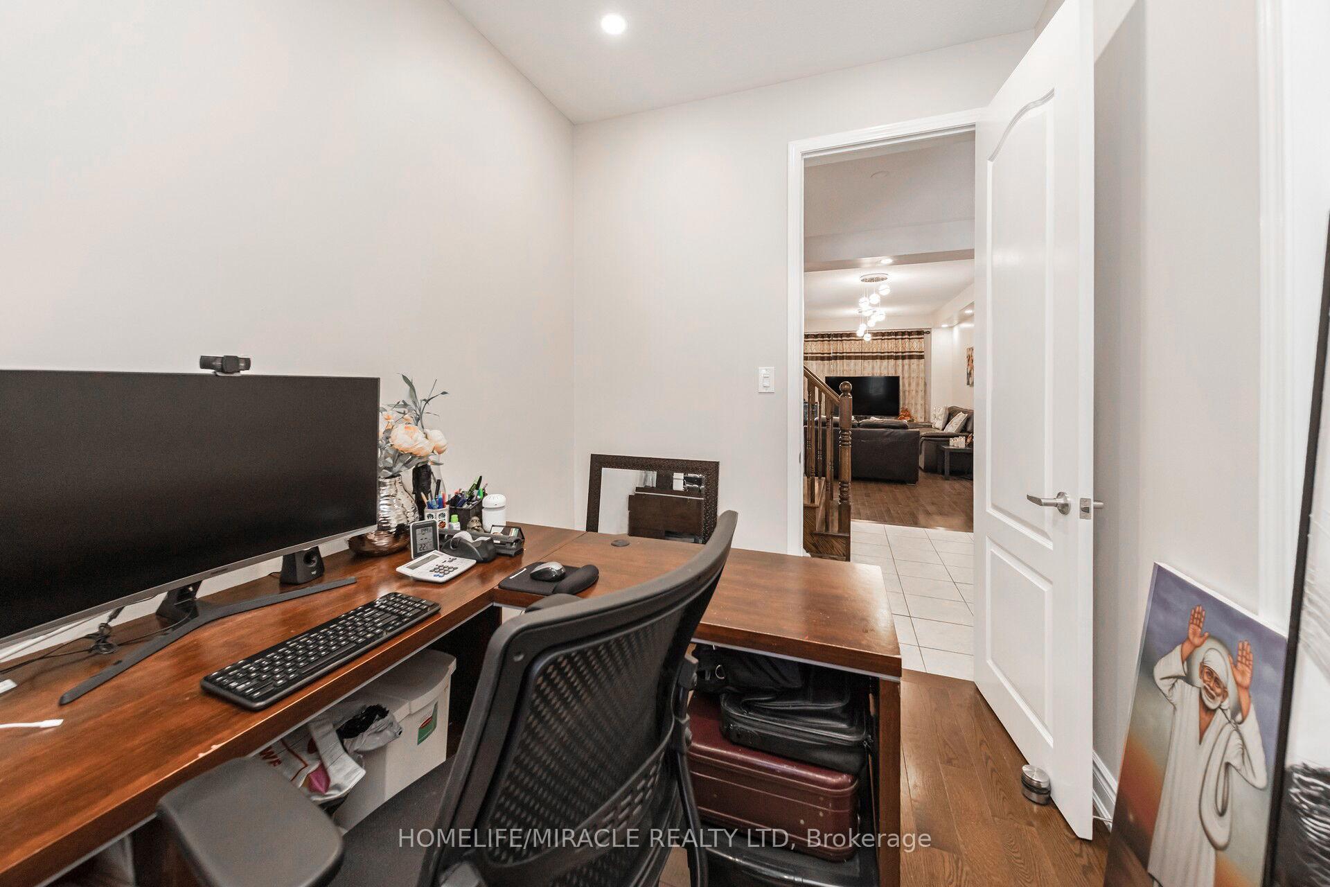 Photo 6 of 69 Agricola Road, Brampton, Northwest Brampton — HOMEH