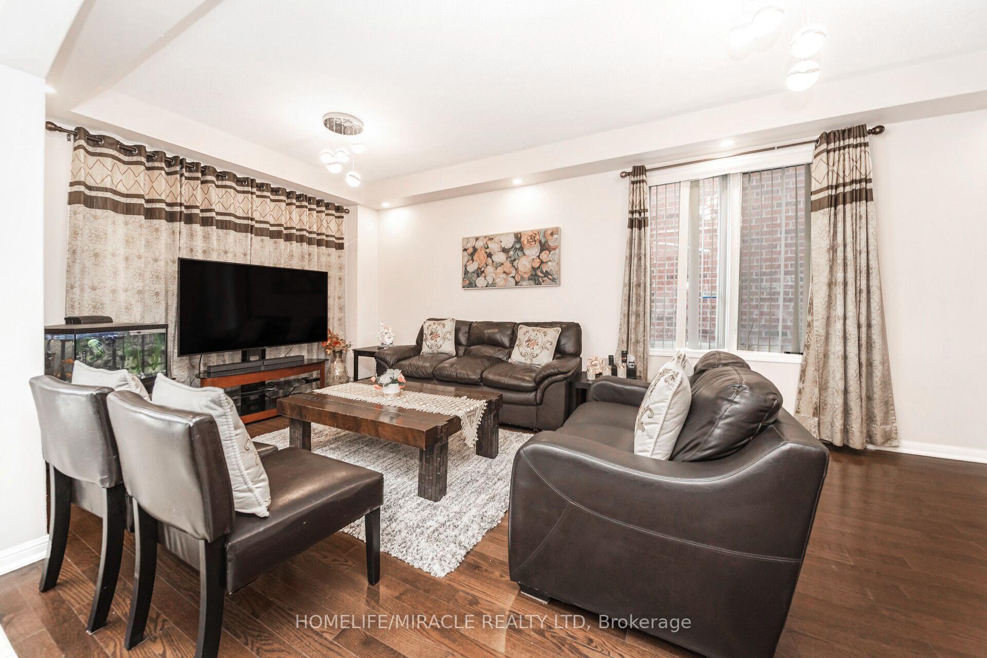 Photo 11 of 69 Agricola Road, Brampton, Northwest Brampton — HOMEH