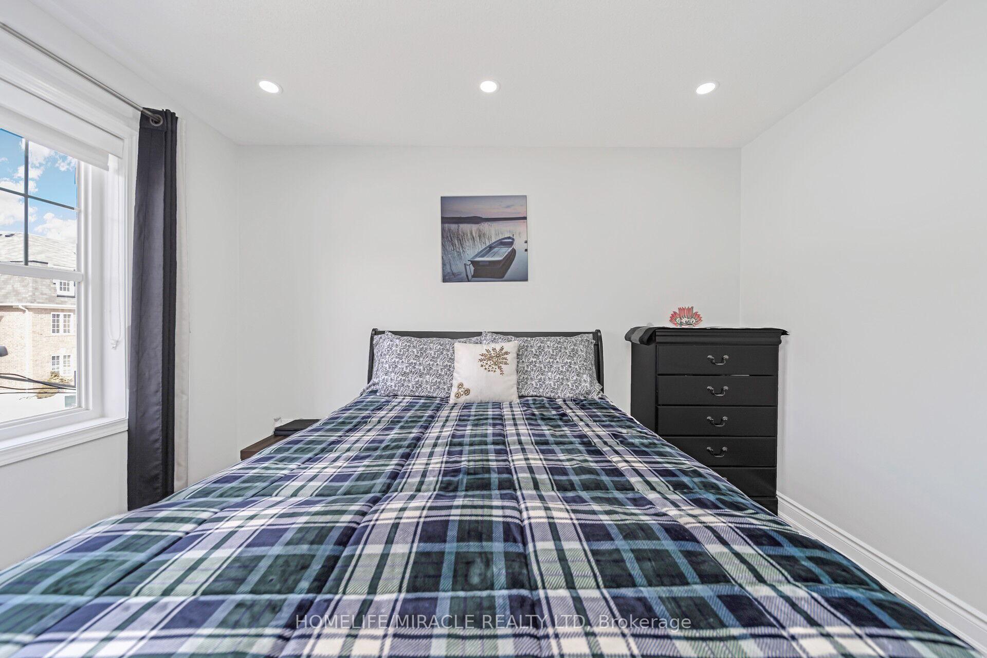 Photo 23 of 69 Agricola Road, Brampton, Northwest Brampton — HOMEH