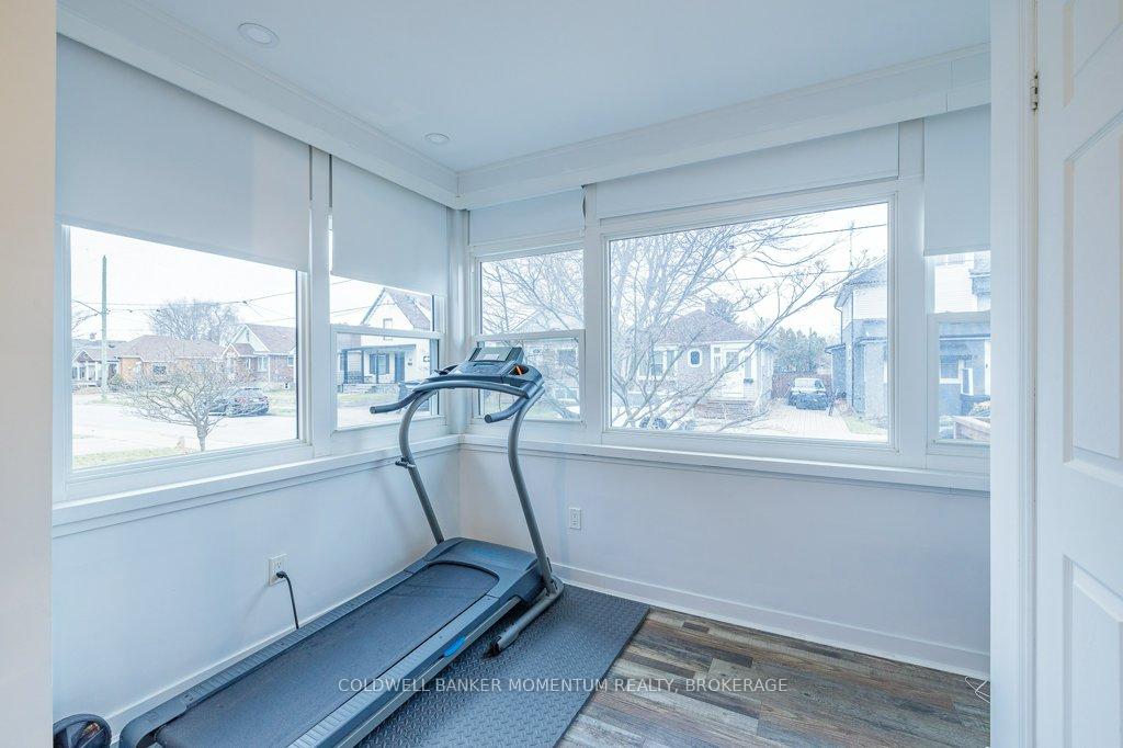 Photo 24 of 11 Grantham Avenue S, St. Catharines, E. Chester — HOMEH