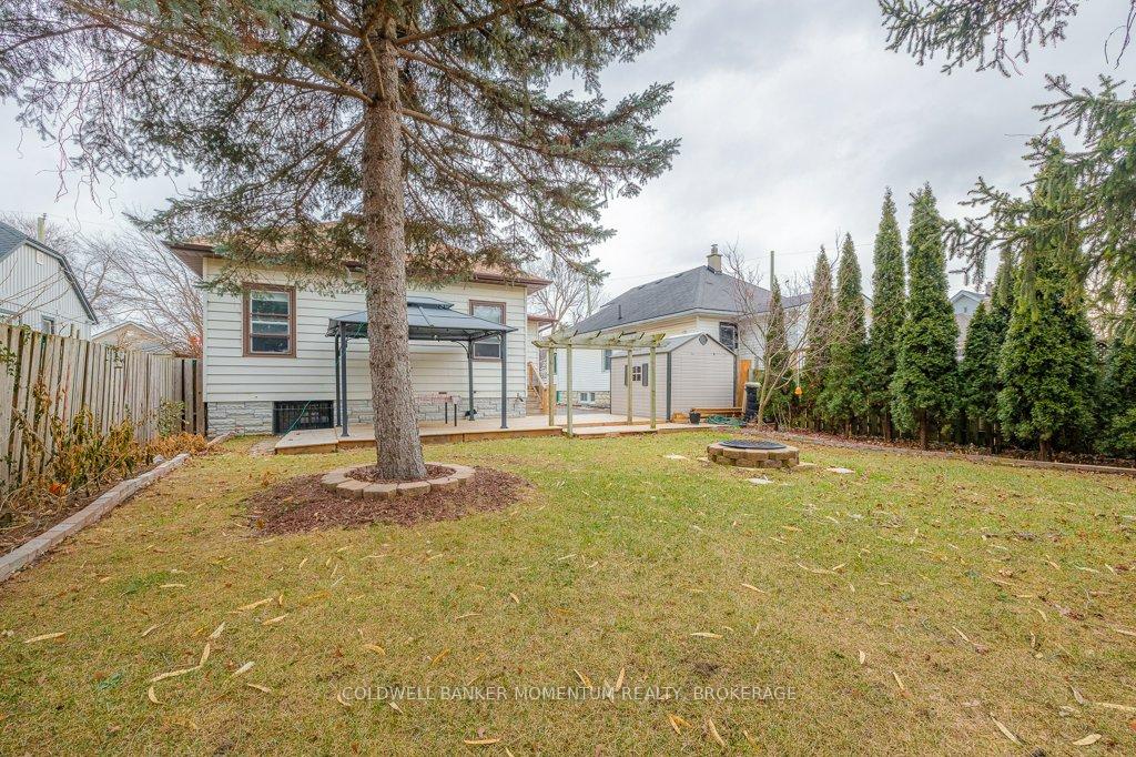 Photo 36 of 11 Grantham Avenue S, St. Catharines, E. Chester — HOMEH