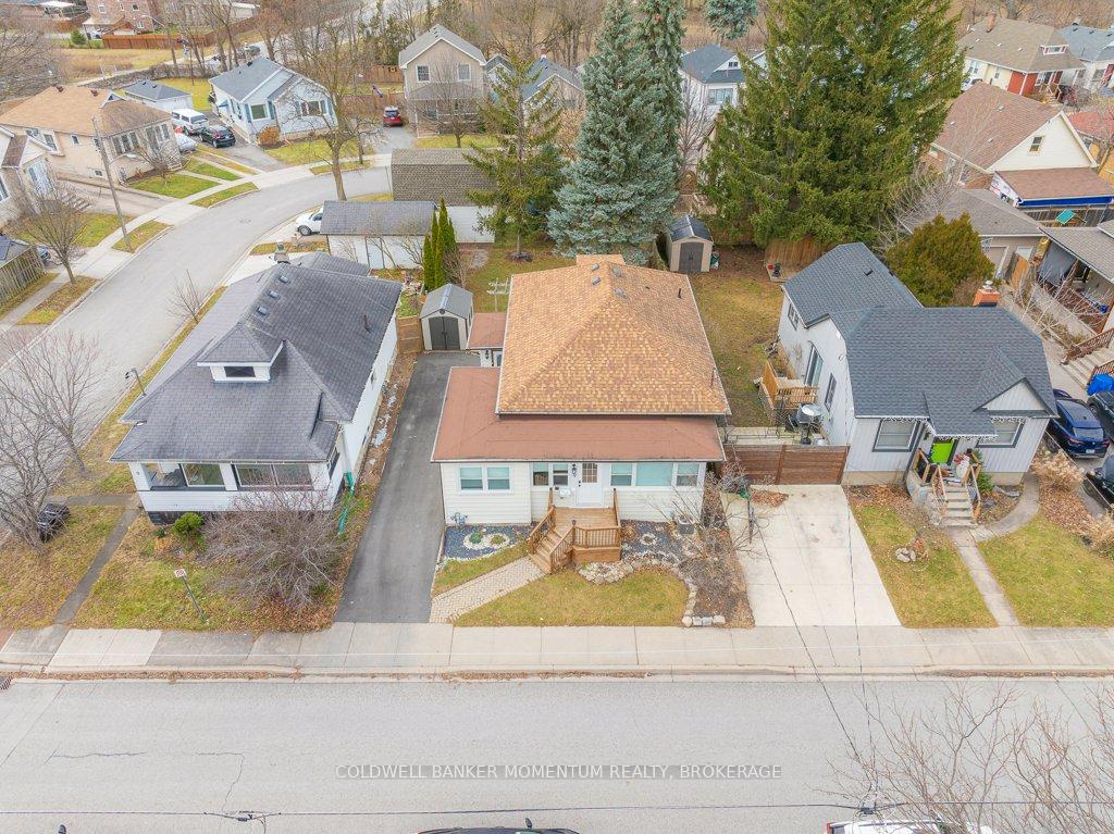Photo 39 of 11 Grantham Avenue S, St. Catharines, E. Chester — HOMEH