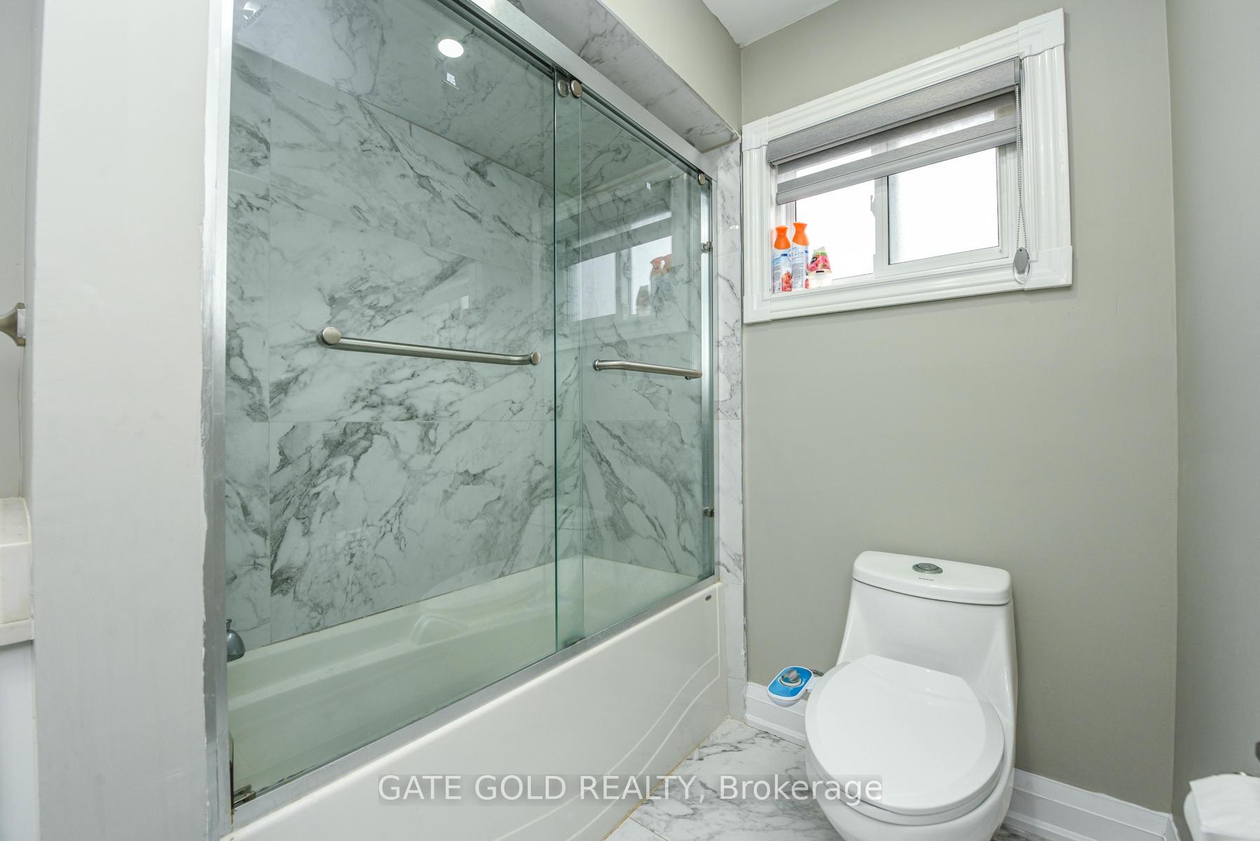 Photo 30 of 47 Milford Crescent S, Brampton, Central Park — HOMEH