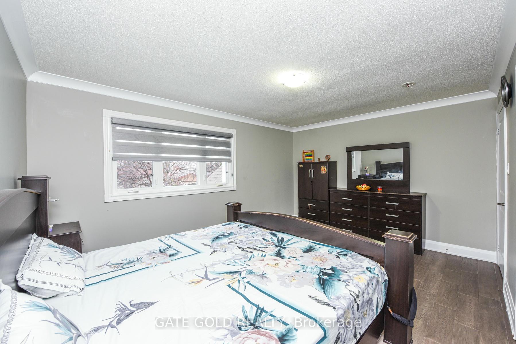 Photo 33 of 47 Milford Crescent S, Brampton, Central Park — HOMEH