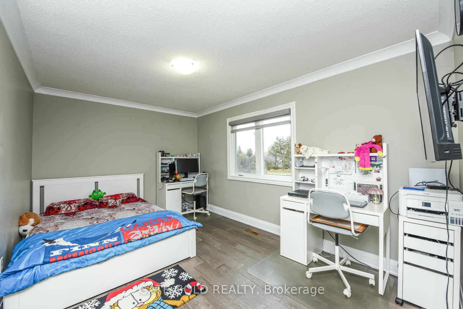 Photo 34 of 47 Milford Crescent S, Brampton, Central Park — HOMEH