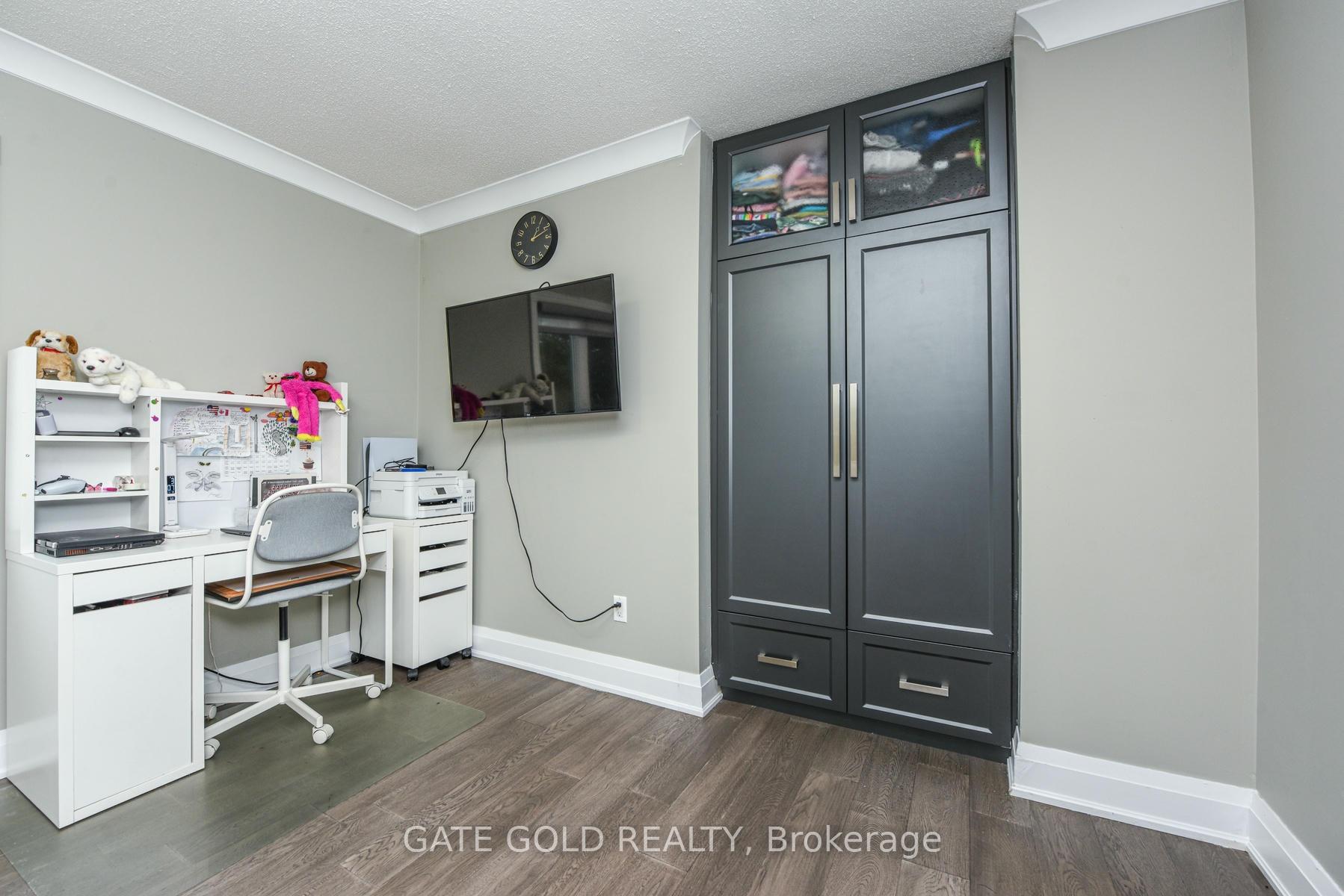 Photo 35 of 47 Milford Crescent S, Brampton, Central Park — HOMEH