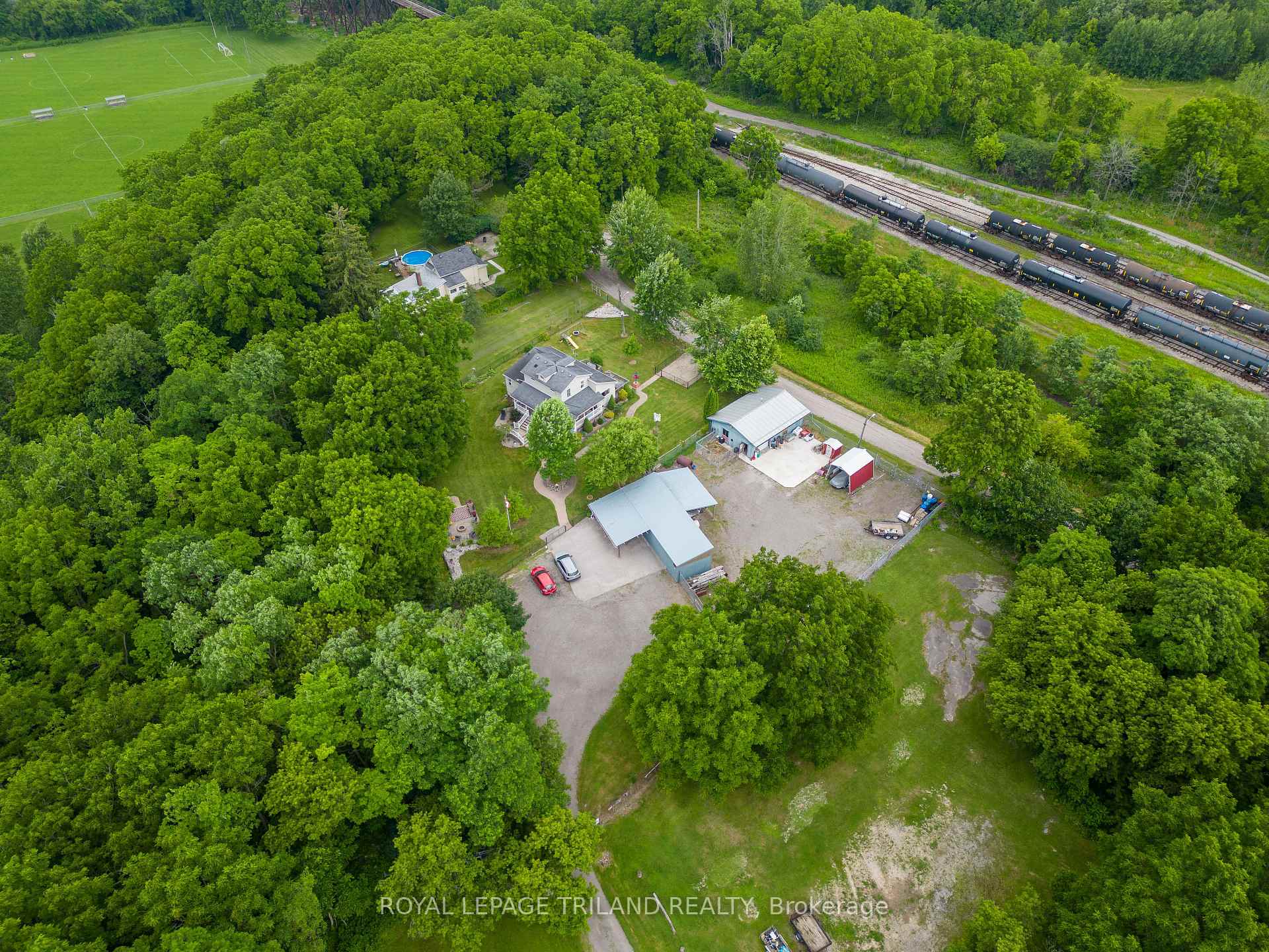 Photo 1 of 18 Omemee Street N, St. Thomas — HOMEH