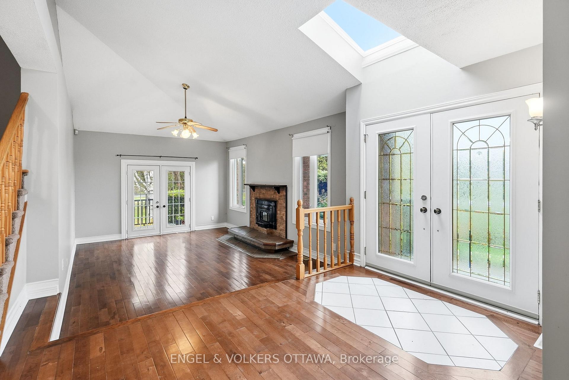 Photo 11 of 101 Carterfarm Crescent, Ottawa, Huntley Ward (South West) — HOMEH