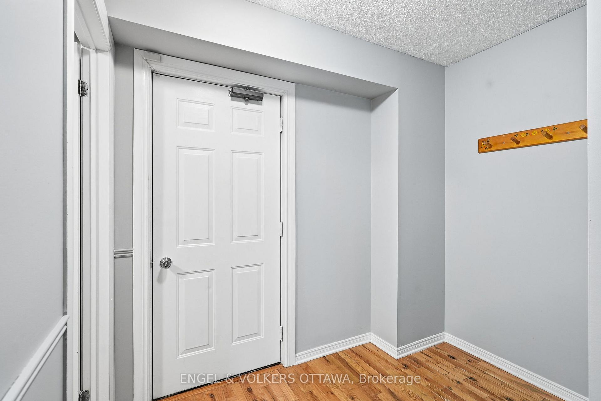 Photo 24 of 101 Carterfarm Crescent, Ottawa, Huntley Ward (South West) — HOMEH