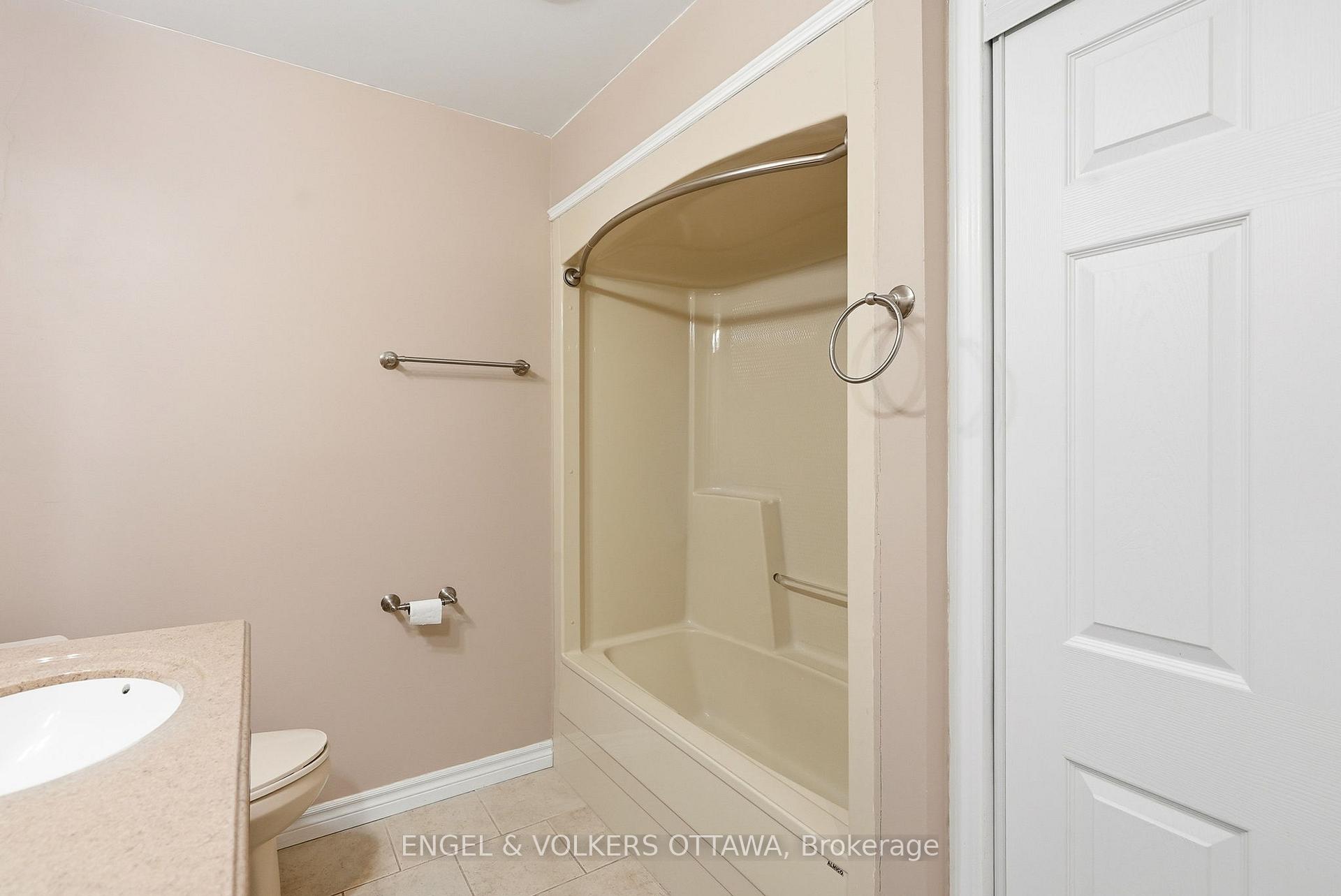 Photo 27 of 101 Carterfarm Crescent, Ottawa, Huntley Ward (South West) — HOMEH