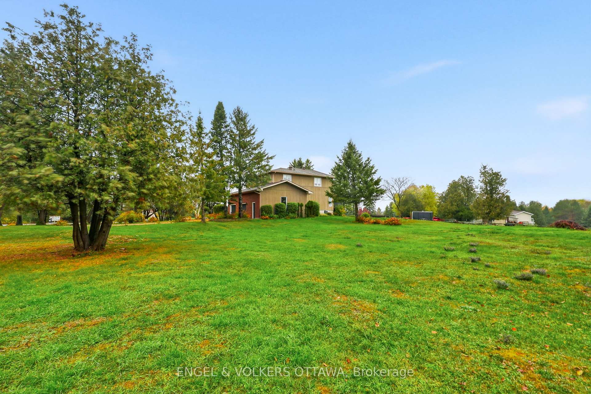 Photo 40 of 101 Carterfarm Crescent, Ottawa, Huntley Ward (South West) — HOMEH