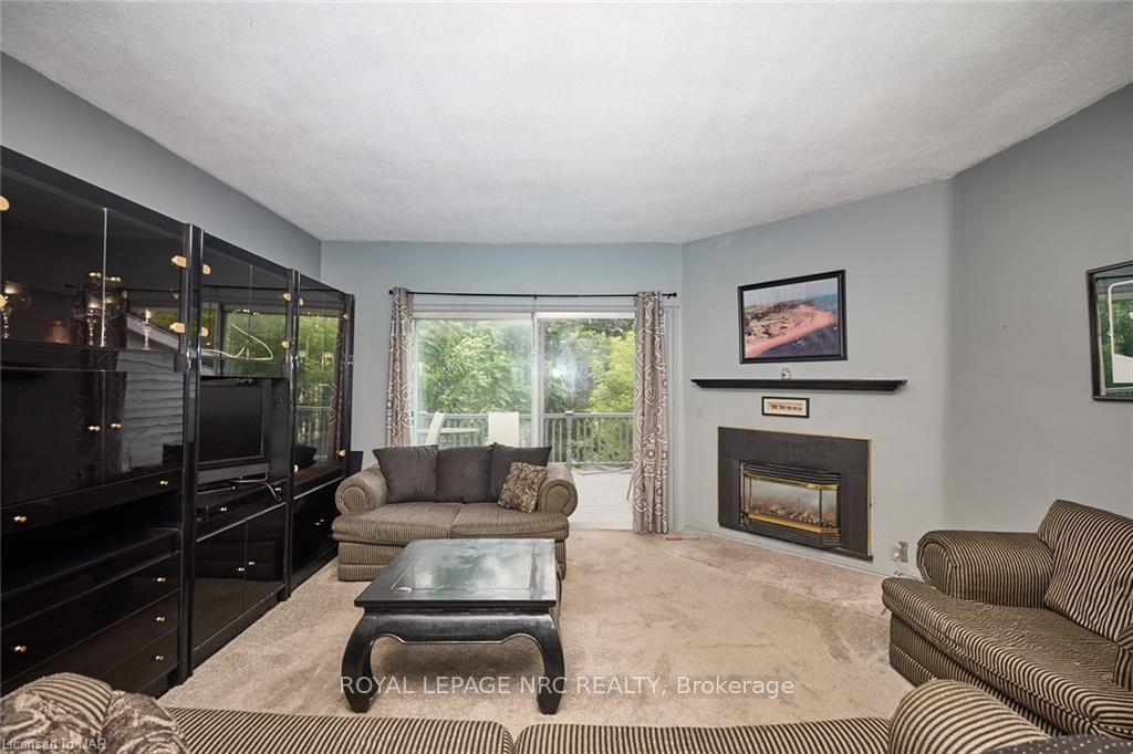 Photo 6 of 84 Merritt Street, St. Catharines, Burleigh Hill — HOMEH