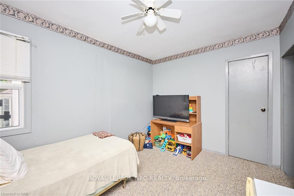 Photo 11 of 84 Merritt Street, St. Catharines, Burleigh Hill — HOMEH