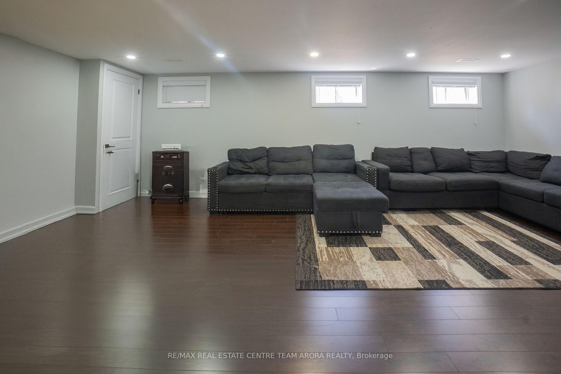 Photo 20 of 53 Campbell Drive, Brampton, Northwood Park — HOMEH