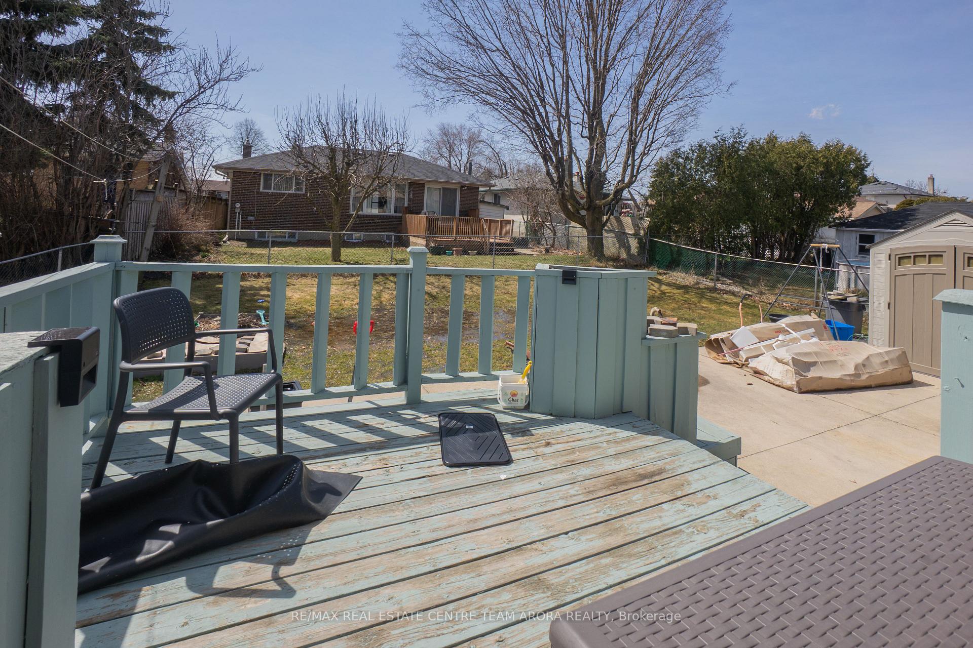 Photo 25 of 53 Campbell Drive, Brampton, Northwood Park — HOMEH