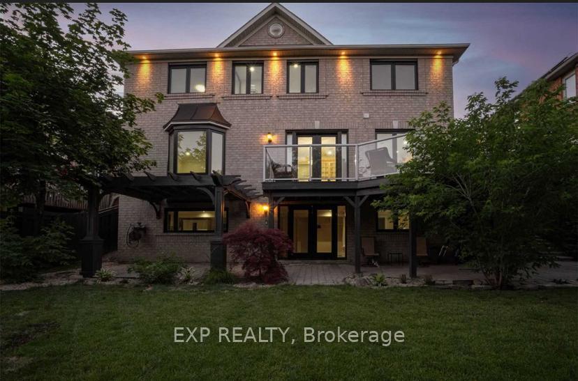 Photo 4 of 26 Richland Crescent, Brampton, Vales of Castlemore — HOMEH