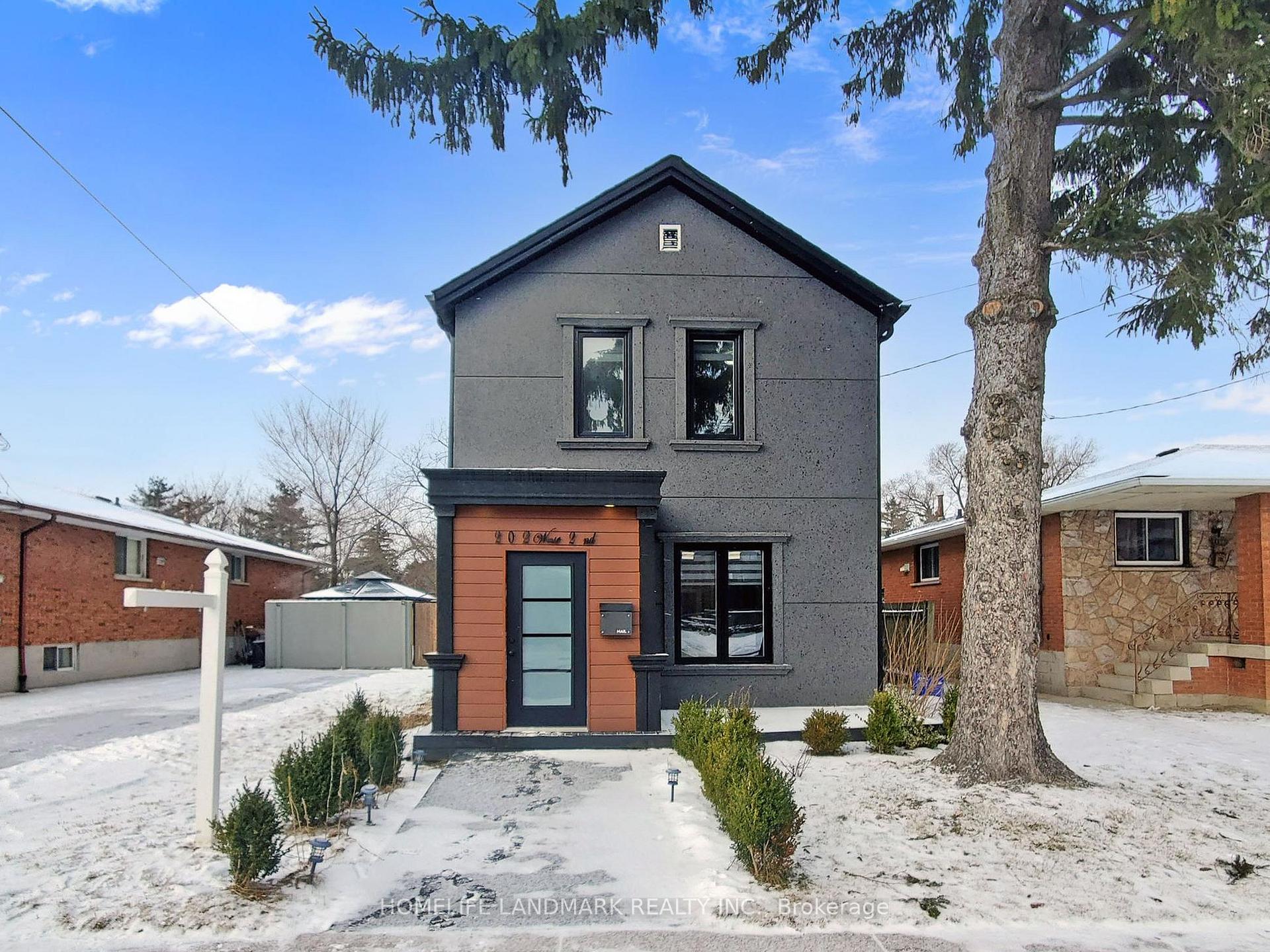 Front of 202 West 2nd Street