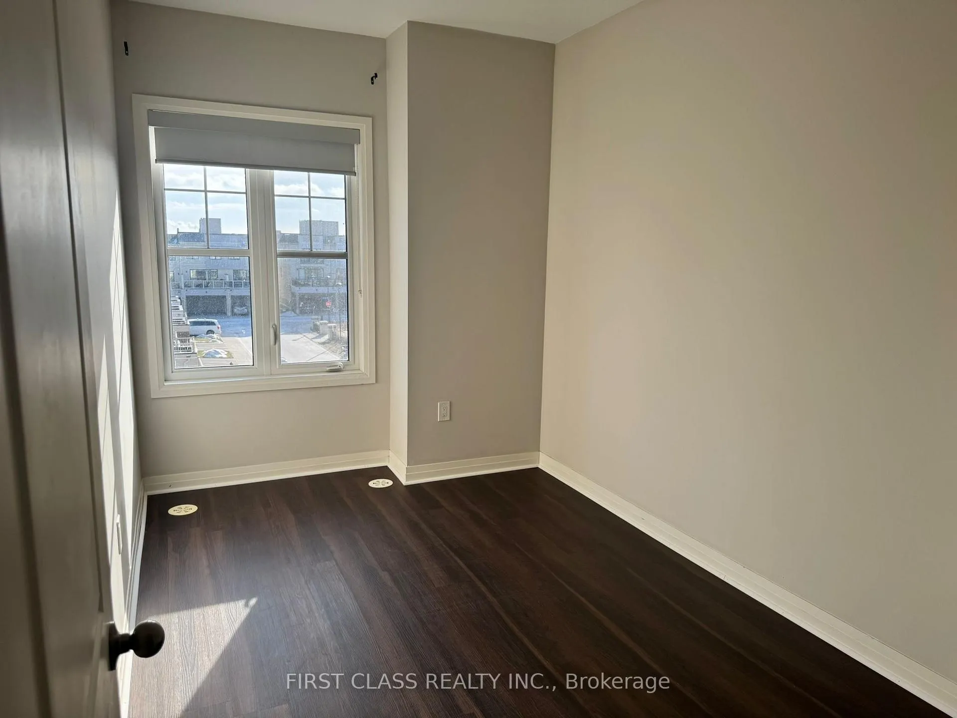 Photo 9 of 25 Prince William Boulevard, Clarington, Bowmanville — HOMEH