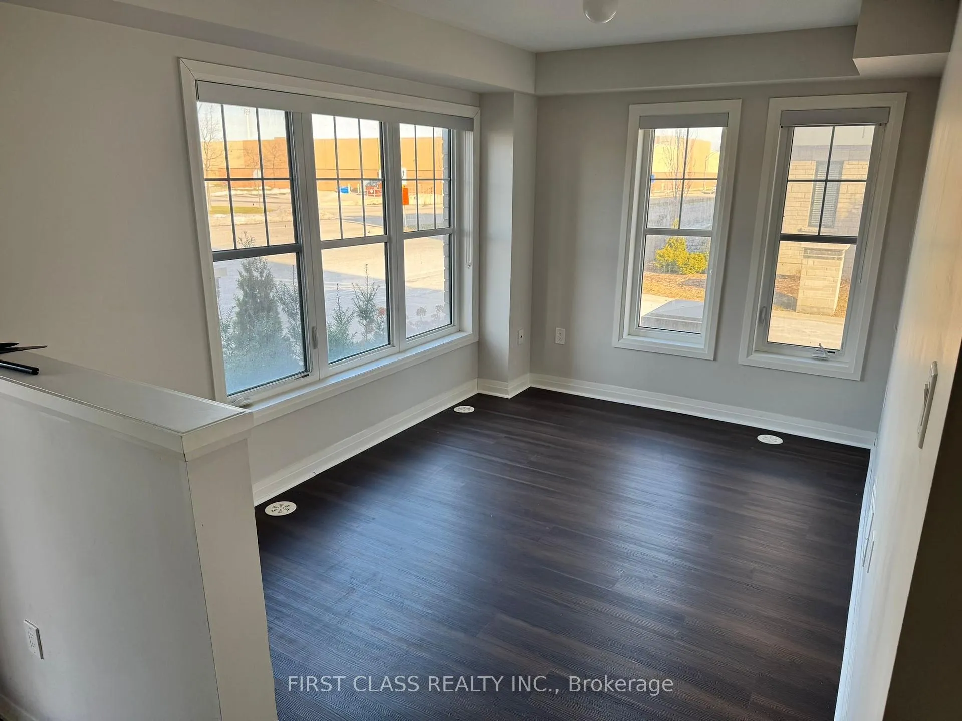 Photo 17 of 25 Prince William Boulevard, Clarington, Bowmanville — HOMEH