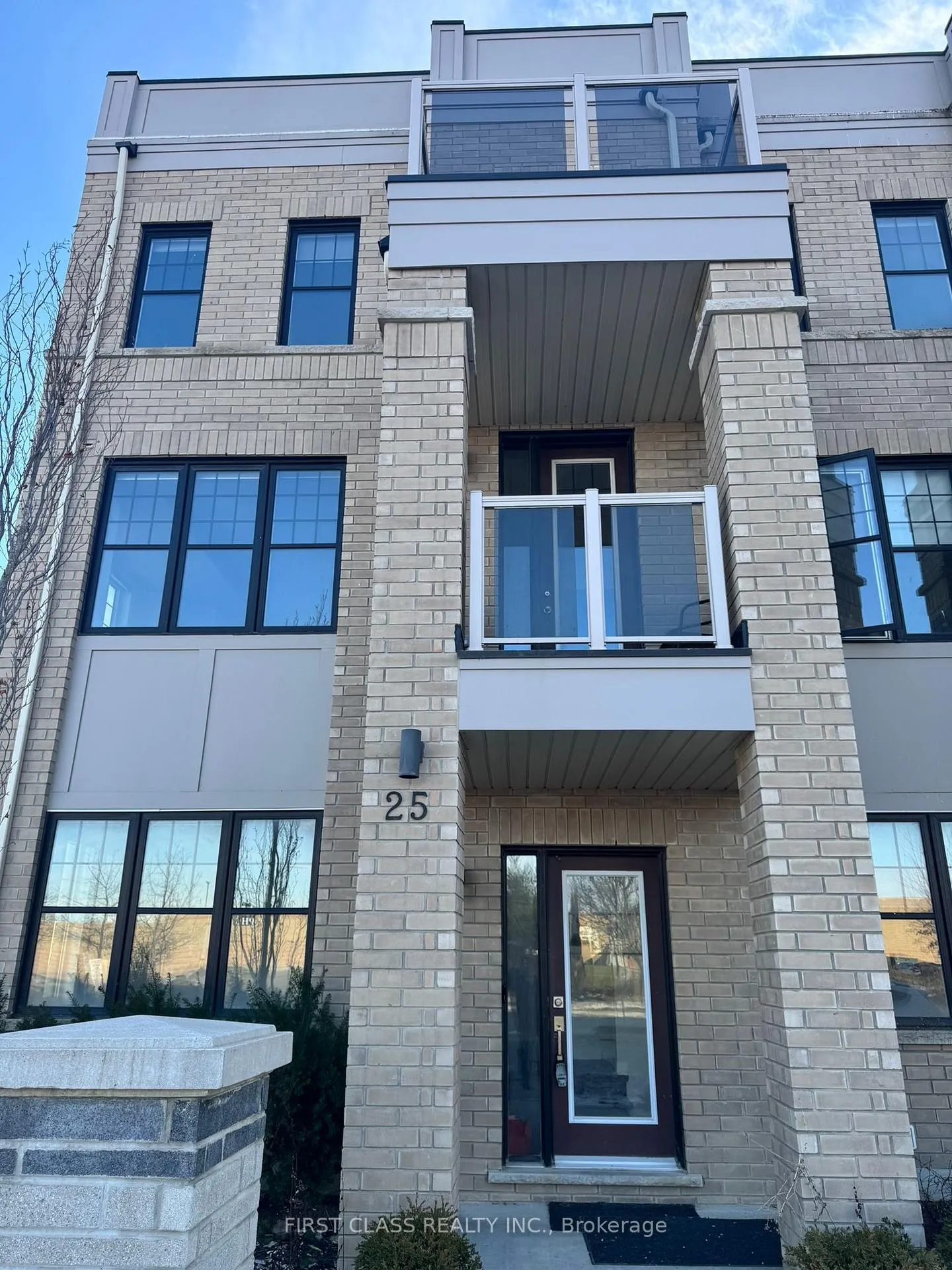 Photo 19 of 25 Prince William Boulevard, Clarington, Bowmanville — HOMEH