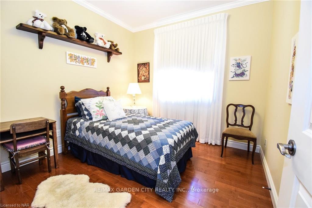 Photo 21 of 10 Maracay Way, St. Catharines, Grapeview — HOMEH