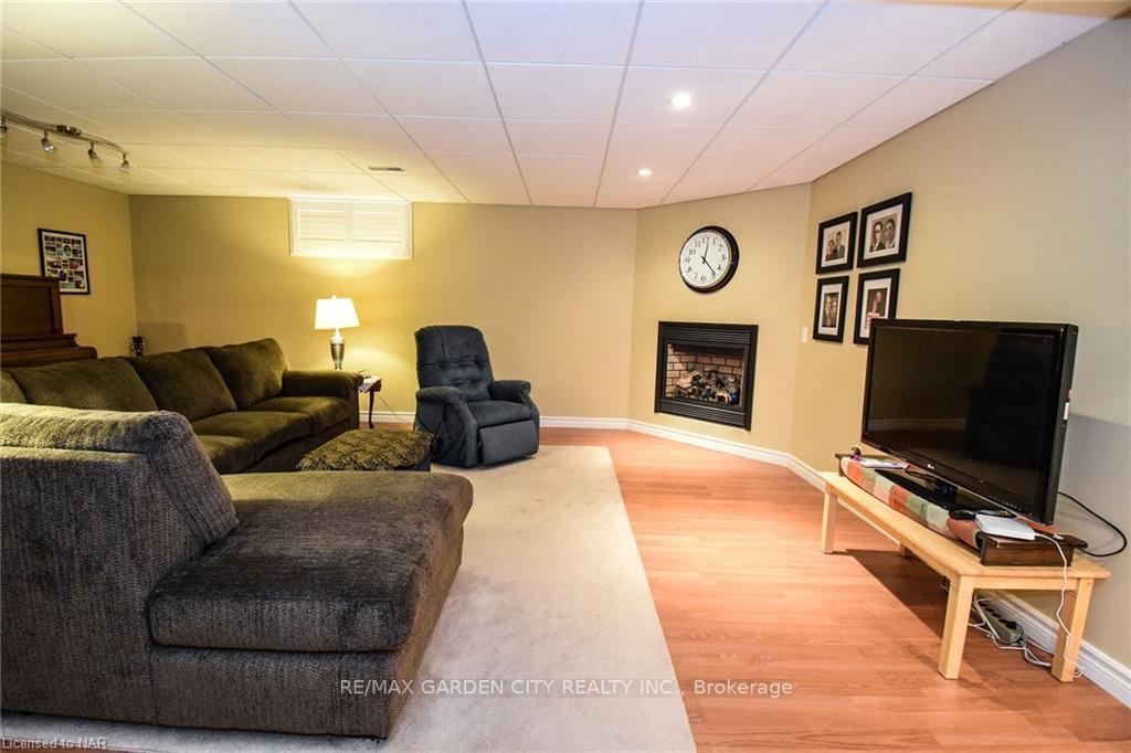 Photo 27 of 10 Maracay Way, St. Catharines, Grapeview — HOMEH
