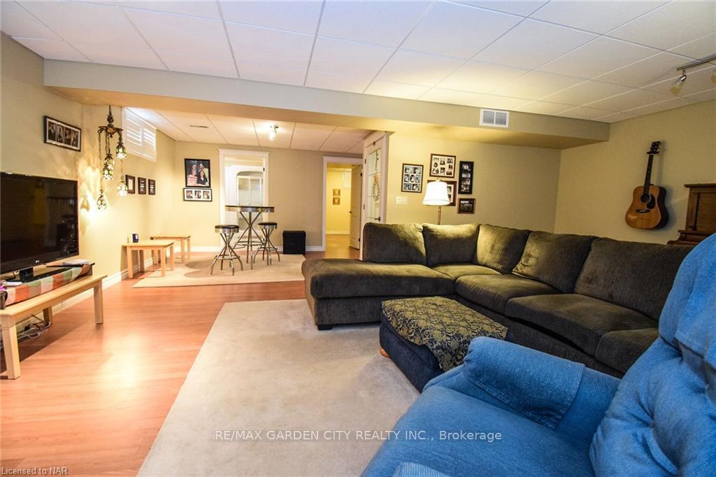 Photo 30 of 10 Maracay Way, St. Catharines, Grapeview — HOMEH