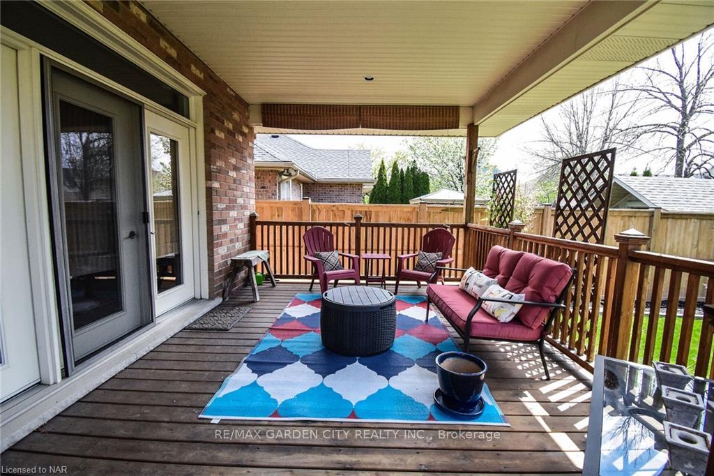 Photo 36 of 10 Maracay Way, St. Catharines, Grapeview — HOMEH