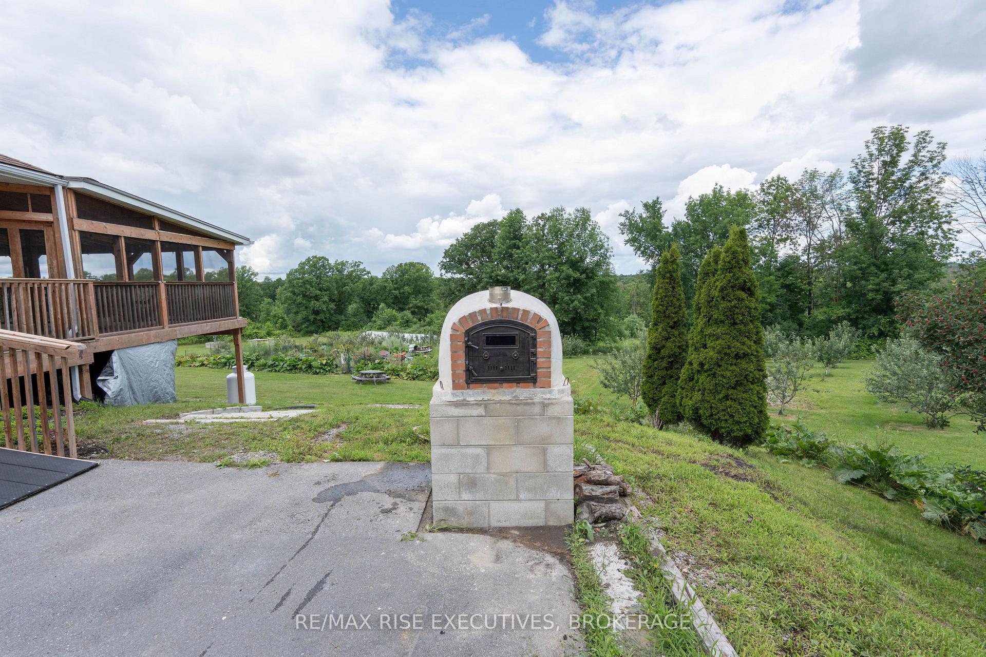 Photo 3 of 596 Kings Mill Road, Stirling-Rawdon, Rawdon Ward — HOMEH