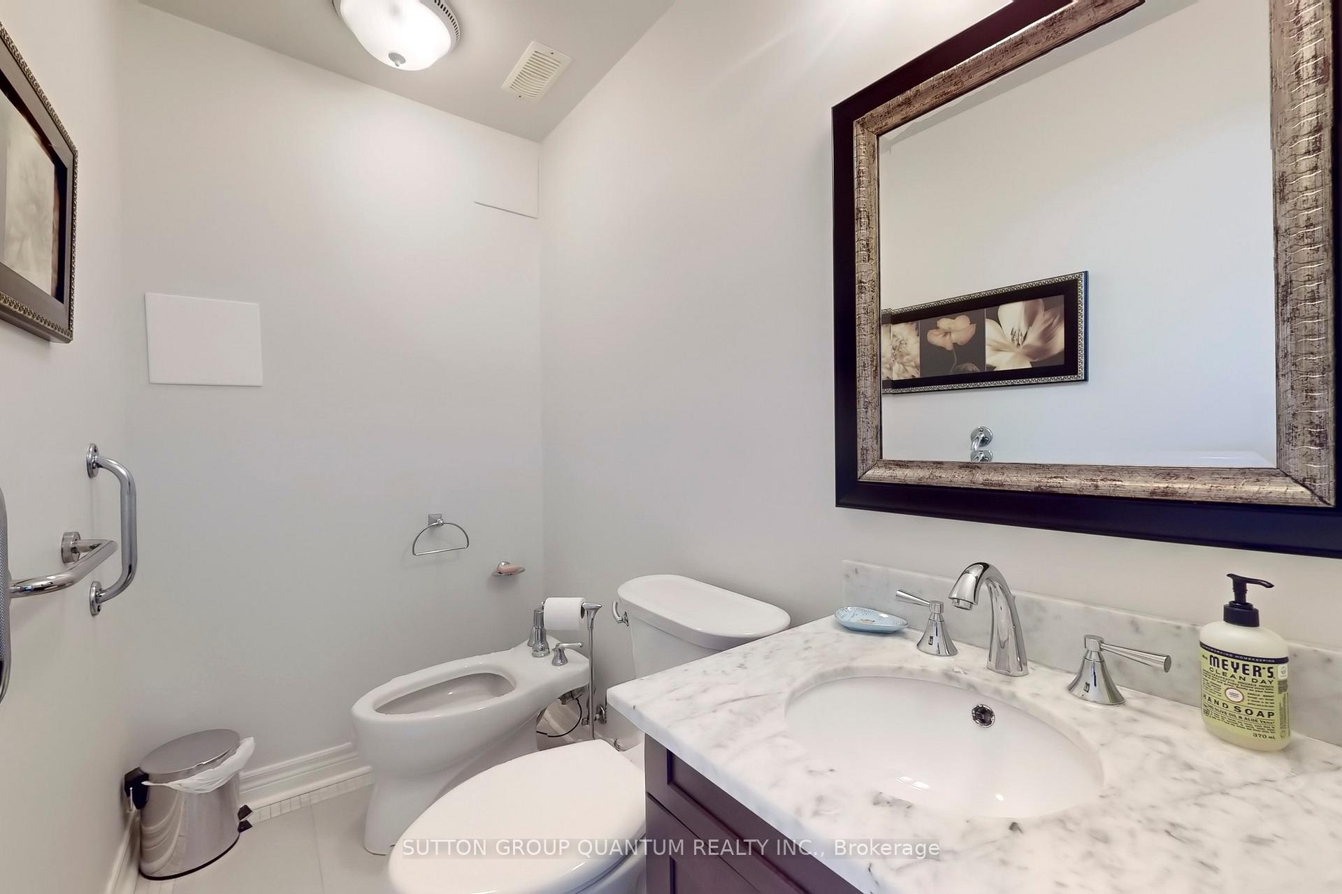 Photo 30 of 43 Oarsman Crescent, St. Catharines, Martindale Pond — HOMEH