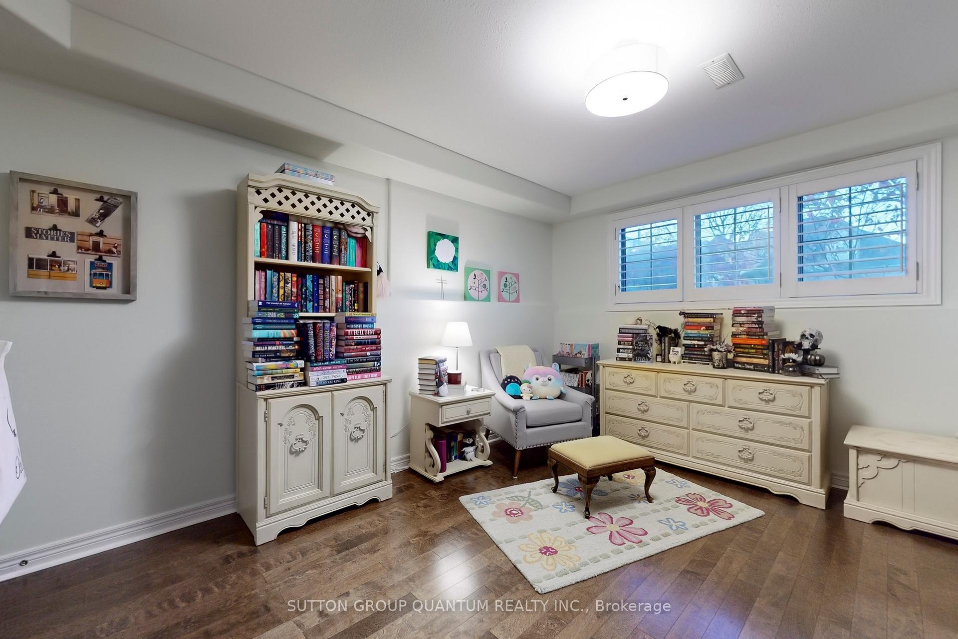Photo 31 of 43 Oarsman Crescent, St. Catharines, Martindale Pond — HOMEH