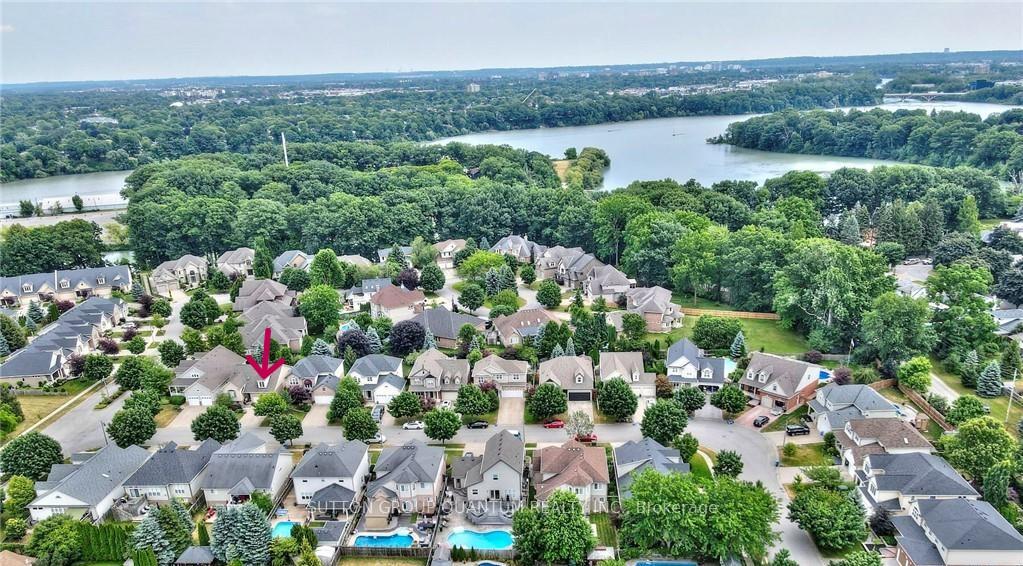 Photo 47 of 43 Oarsman Crescent, St. Catharines, Martindale Pond — HOMEH