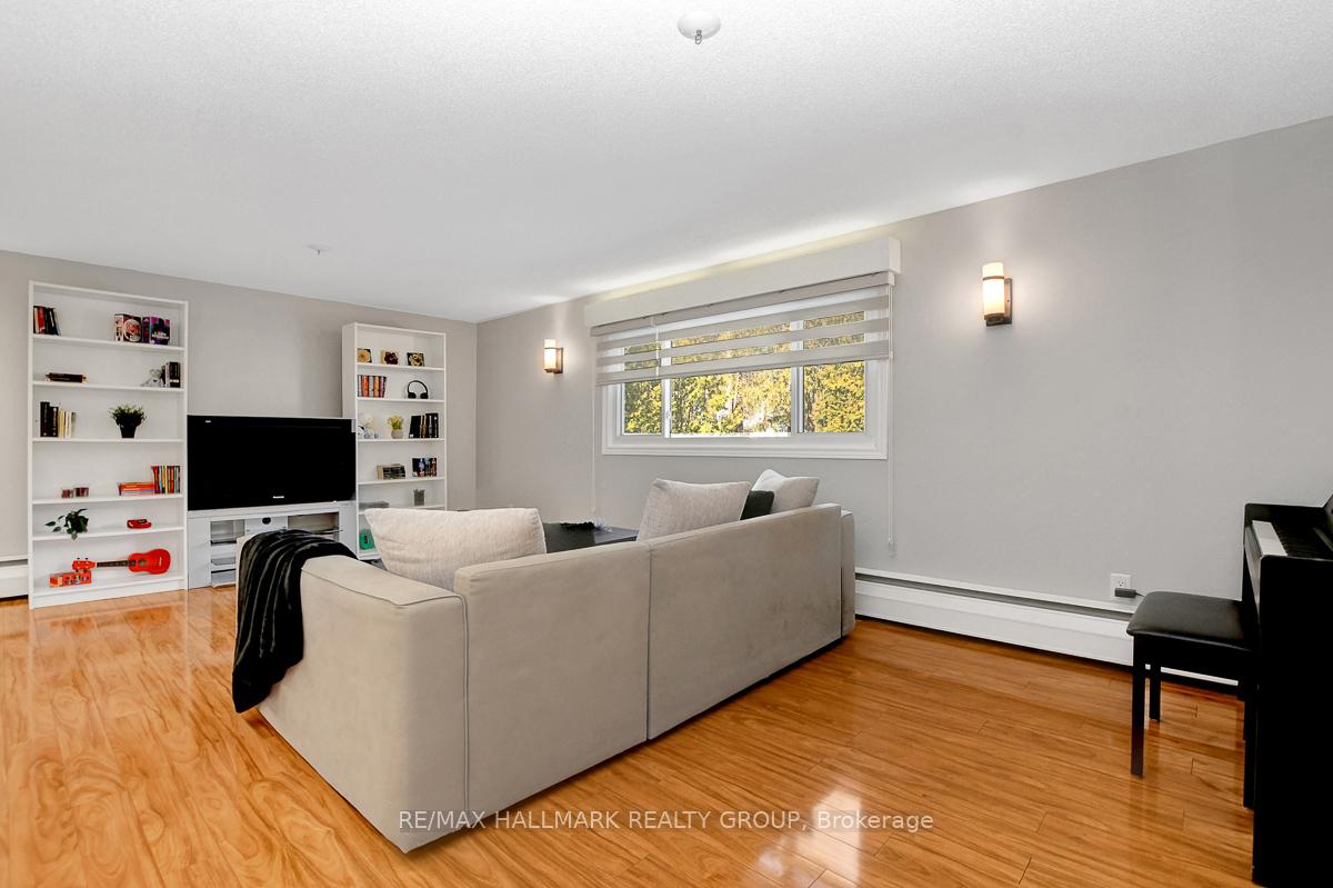 Photo 4 of 17 Brigade Avenue, Ottawa, Stittsville (South) — HOMEH