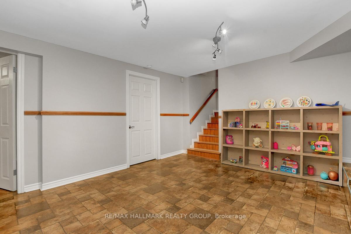 Photo 39 of 17 Brigade Avenue, Ottawa, Stittsville (South) — HOMEH