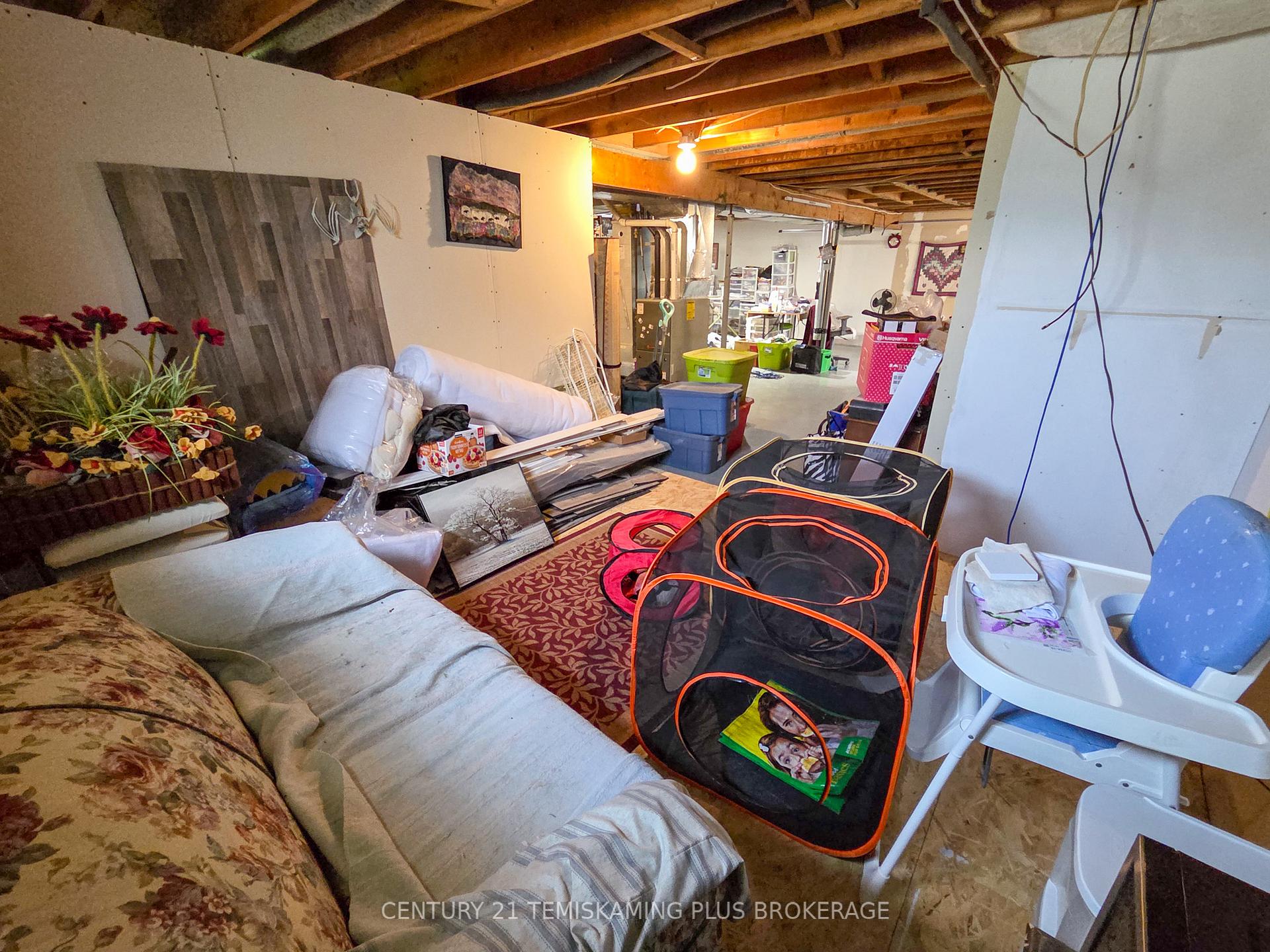 Photo 27 of 25 Watson Place, Cobalt — HOMEH