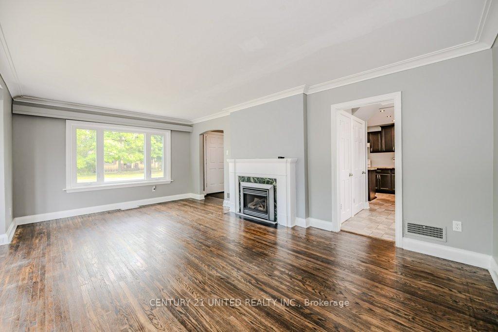 Photo 7 of 84 Glenridge Avenue, St. Catharines, Old Glenridge — HOMEH