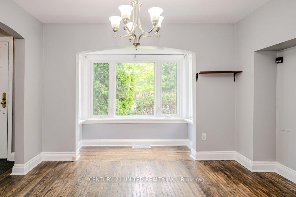 Photo 14 of 84 Glenridge Avenue, St. Catharines, Old Glenridge — HOMEH