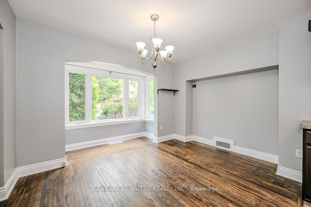 Photo 15 of 84 Glenridge Avenue, St. Catharines, Old Glenridge — HOMEH